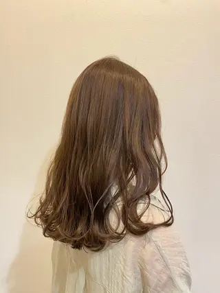 ロング カラー 組藤 沙奈のヘアスタイル