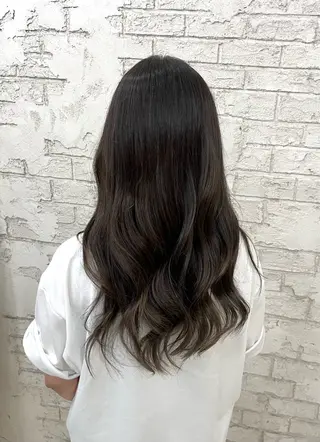 セミロング カラー縮毛✨🦋 TOMOKO🦋✨のヘアスタイル