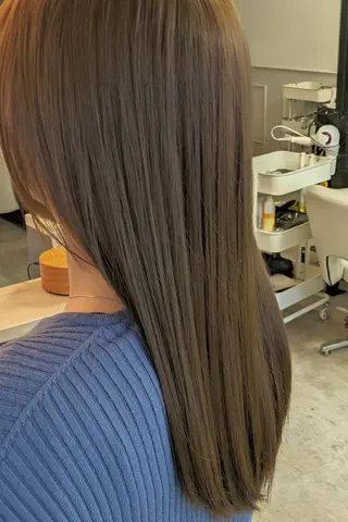 ロング ベージュ*Spica 【ミルクティー】のヘアスタイル