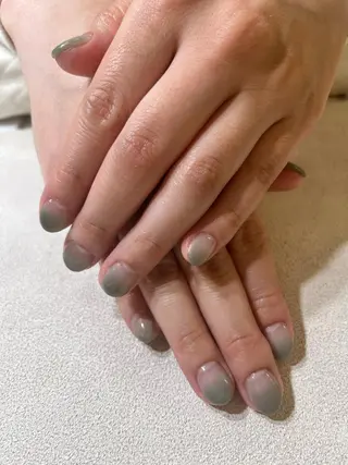 ネイル ネイルサロンエーナイン平岸店所属・齋藤 英理のネイルデザイン