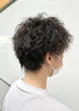 パーマ メンズ 韓国ヘア透明感カラー 大貫怜司のヘアスタイル