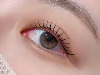 パーマ 眉毛•まつげサロン MoveOn 府中所属・MoveOn salonのマツエク・マツパデザイン