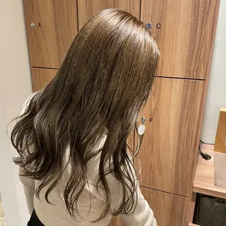 ロング 小宮山 桃加のヘアスタイル