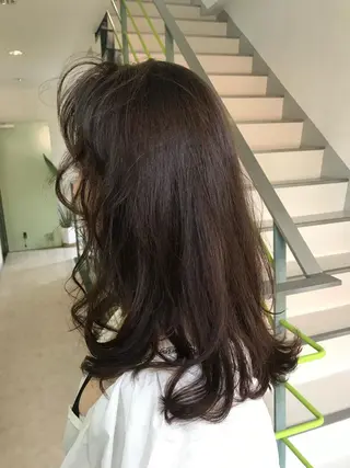 セミロング GO TODAY SHAIRE SALON所属・miu （ミユ）のヘアスタイル