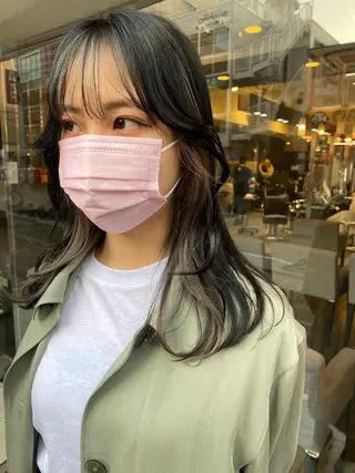 セミロング カラー パーマ ヘアアレンジ メンズ キッズ ネイル viewstokyo所属・mana 暖色カラーカットのヘアスタイル