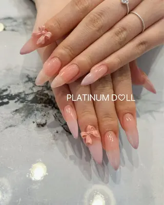 ネイル 🎀PLATINUM DOLL はな🎀のネイルデザイン
