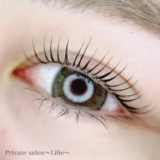 マツエク・マツパ Private salon〜Lilie〜所属・プライベートサロン yurikoの眉毛・アイブロウイメージ