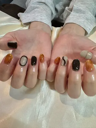 ネイル 藤井 里緒奈のネイルデザイン