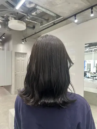 セミロング 🌈ハイトーンカラー ⋆˚ʚɞにいな🌈のヘアスタイル