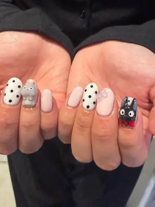 ネイル オタク美容師🛍/ 酸性ストレート/艶髪のヘアスタイル