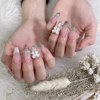 ネイル 🦋ネイルサロン ブラン🌈ゆりのネイルデザイン