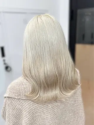 セミロング カラー パーマ ヘアアレンジ メンズ キッズ レイヤー×ハイトーン / mihana🪐のヘアスタイル