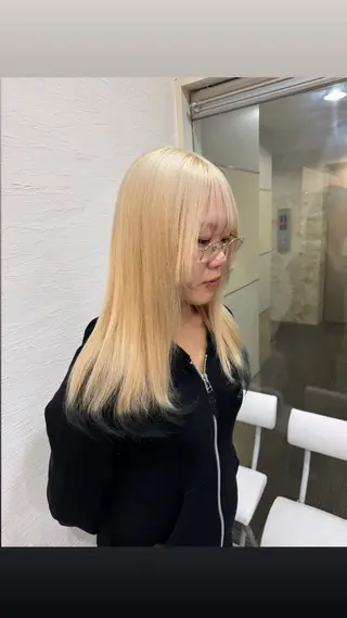セミロング カラー ミユル/ ブリーチカラー🎀✨のヘアスタイル