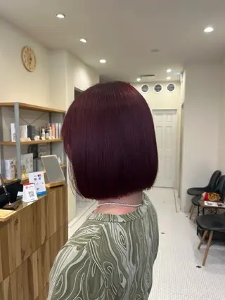 ショート 韓国レイヤーカット/ ハイトーン/マアヤのヘアスタイル