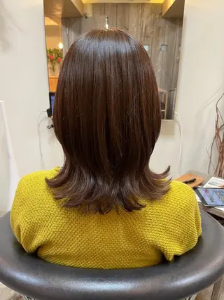 カラー 三品 早妃のヘアスタイル