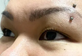 マツエク・マツパ 千上 結希奈のヘアスタイル