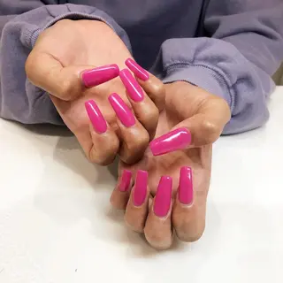 ネイル 椿森 美瑠紅の眉毛・アイブロウイメージ