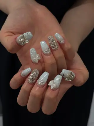 ネイル schon（スチョン）所属・Schon🫧 yuna🫧のネイルデザイン
