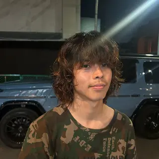 ミディアム パーマ メンズ fifth 安次富　泰雅のヘアスタイル