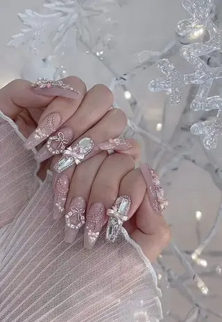 ネイル MIHANA SAKURAのネイルデザイン