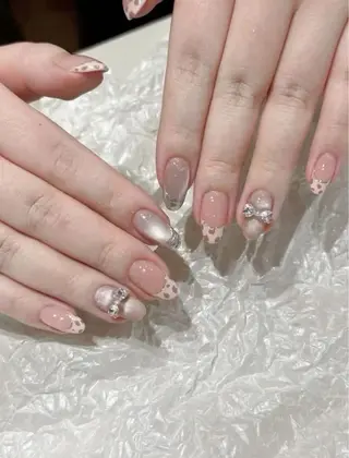 ネイル T. Leeのネイルデザイン