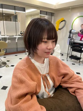 ミディアム カラー 髪質改善サロンLOUIMADNA栄店所属・🌈縮毛矯正特化 杉浦 夏生のヘアスタイル