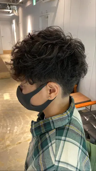 ショート パーマ メンズ 村里 大輔のヘアスタイル