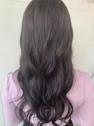 ロング カラー RINKA 琳茄のヘアスタイル