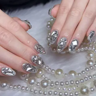 ネイル yu ri 🌹のネイルデザイン