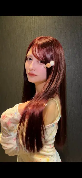 カラー 愛されカラー /フェミニン/鏡のヘアスタイル