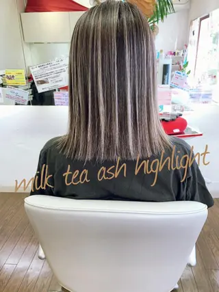 ミディアム カラー GLAD 萩原のヘアスタイル