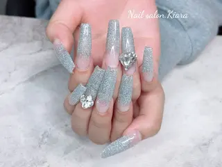 ネイル 🍭Kiara Nail🍭のネイルデザイン