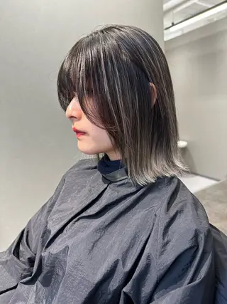 カラー VEGA天神 ブリーチのヘアスタイル