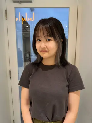 ミディアム カラー MAO SHIRATOのヘアスタイル