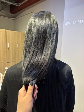 カラー LOREN ちひろのヘアスタイル