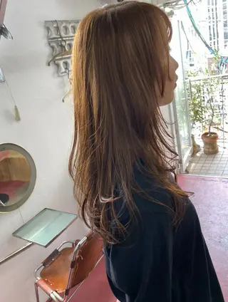 ロング カラー qiie ワンカラー ダブルカラーのヘアスタイル