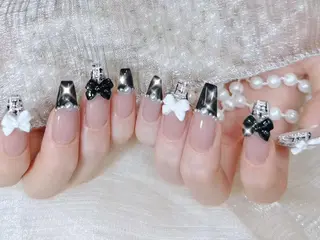 ネイル 櫻井 ナナのネイルデザイン