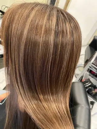 ロング カラー 🍀Moda by Grande🍀のヘアスタイル