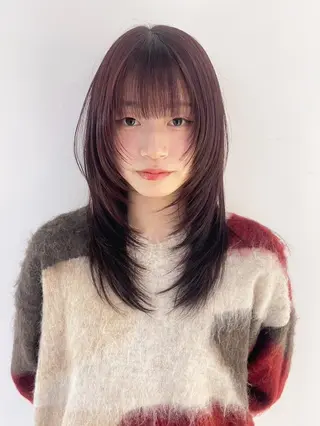 カラー セミロング ITbyALBUM 下北沢店のヘアスタイル