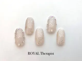 ネイル 【山岡】 ロイヤル•セラピストのネイルデザイン