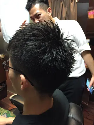 ショート メンズ 【24時まで営業✨】 吉本 成樹のヘアスタイル