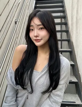 ロング カラー 美容学校2年生限定 muscali💓のヘアスタイル