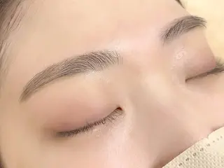 アイブロウ 🎀オオミチ 🎀のマツエク・マツパデザイン