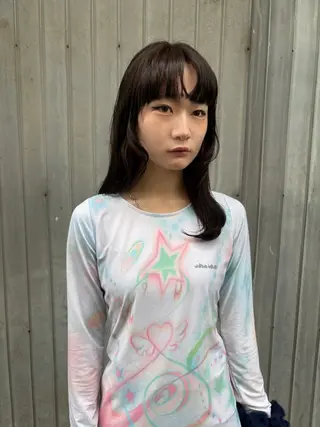 カラー 武石 優愛のヘアスタイル