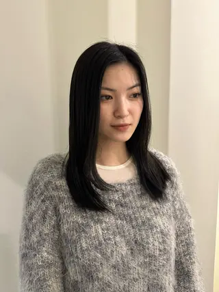ロング カラー 内沼 恵留菜のヘアスタイル