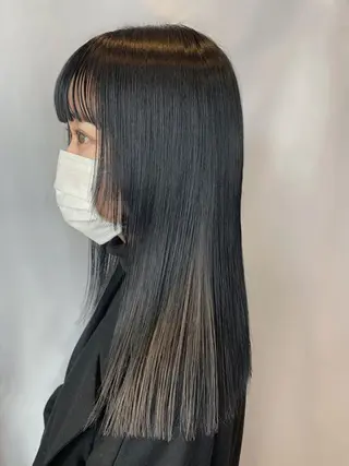 ロング カラー カトウ ユウカのヘアスタイル