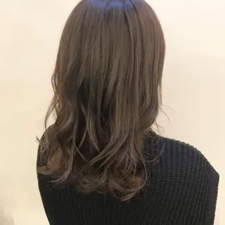 ミディアム カラー 透明感・艶カラー/ 坂田友梨奈のヘアスタイル