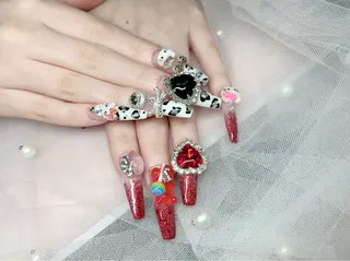 ネイル ガールネイルサロン所属・ガール　ネイルサロン 垣内　英里のネイルデザイン