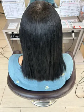 VIE.ORNER 土気🍀小岩井樹のヘアスタイル