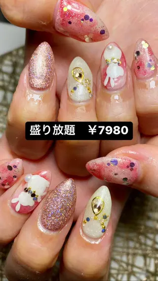 ネイル 艶々の美爪を〜 【リリアーナ】のネイルデザイン